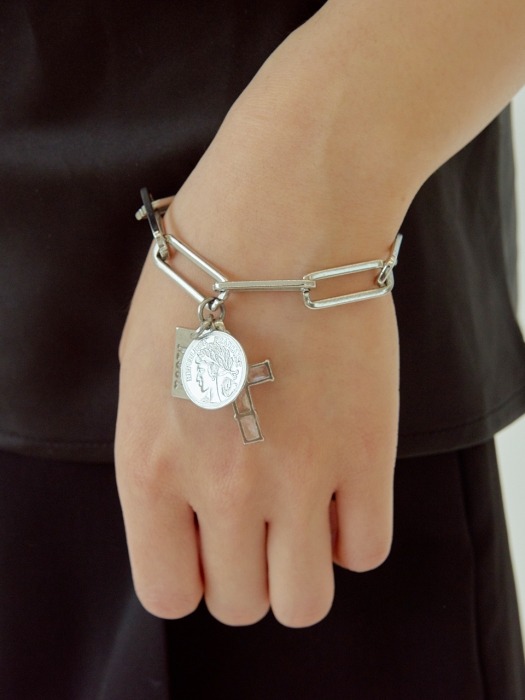 silver cross chain bracelet