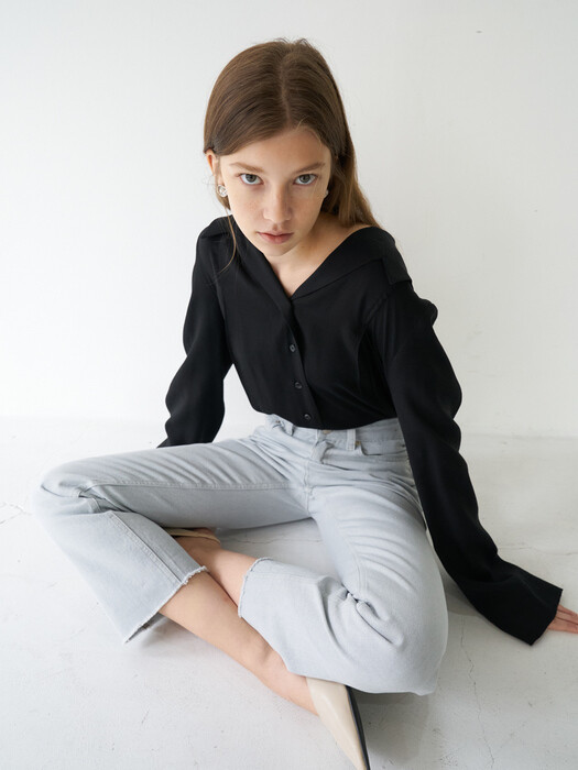 21 Spring_Black Sailer Blouse 