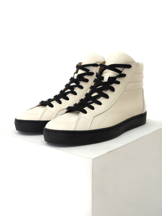 DEF003 Leather Sneakers high top Ivory