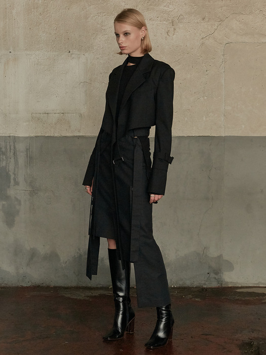 VAGUE Cross Waist Belt Crop Jacket_Black