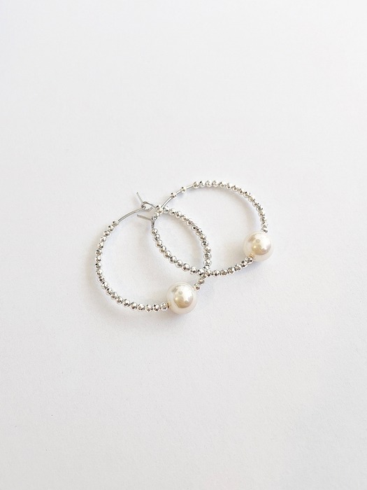 Hematite & Pearl Ring Earrings