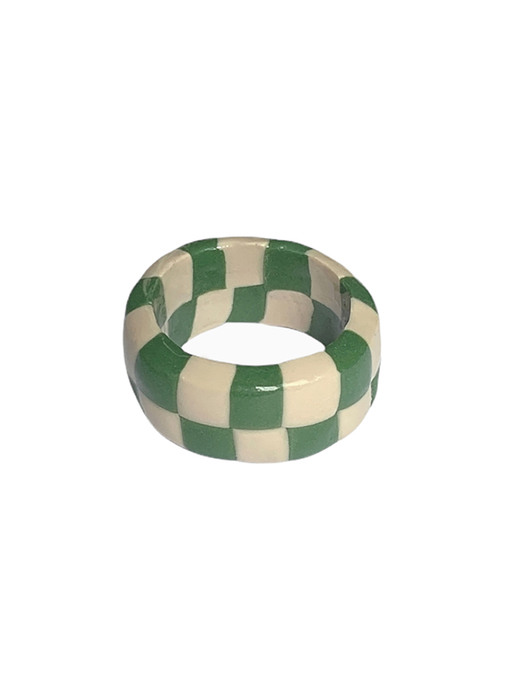 chess ring_ khaki