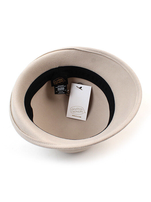 French Wool Ivory Cloche Hat 울페도라