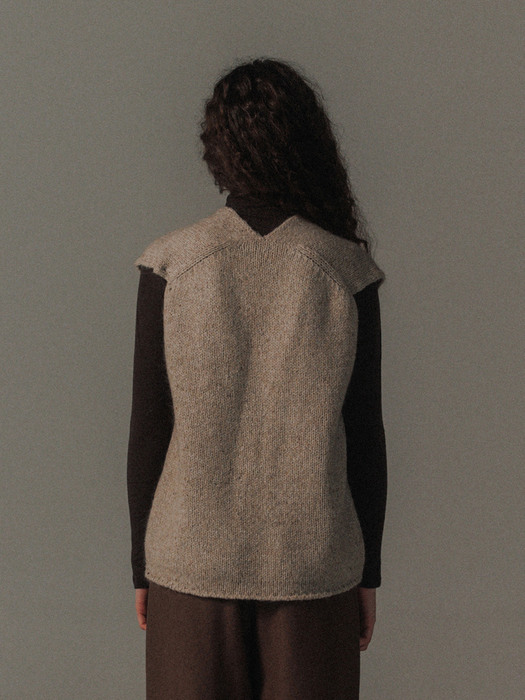 tirenepe vest