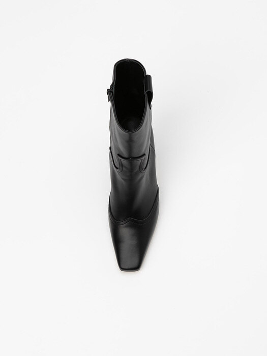 Cantata Cowboy Boots in Regular Black