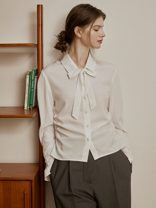 Shirring waist collar blouse (2color)
