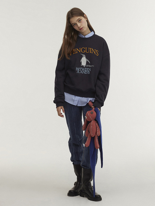 Penguin Embroidery Sweatshirt_Navy