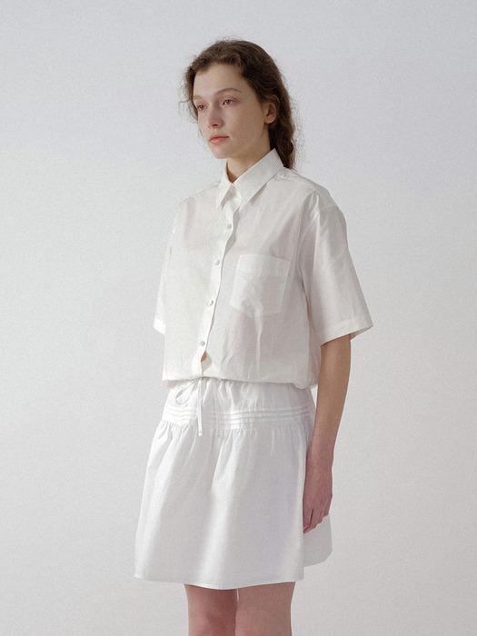 Pou flare skirt (White)