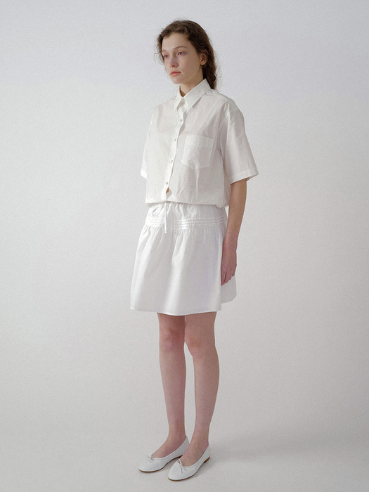 Pou flare skirt (White)
