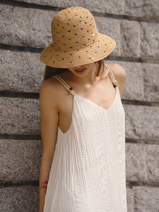 Berry raffia bucket hat