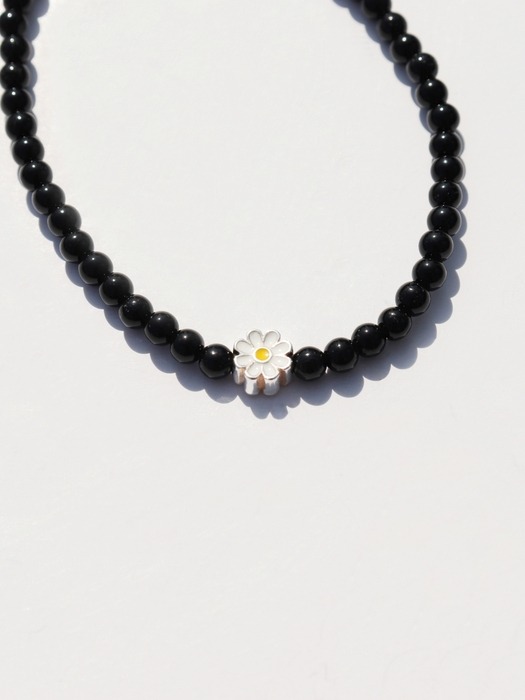 MY daisy charm onyx Bracelet 실버925 데이지 참 블랙 오닉스 팔찌