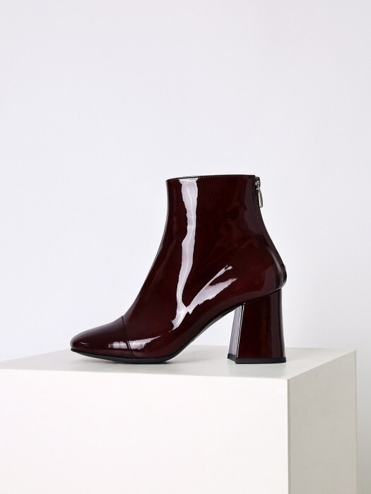 PATENT ANKLE BOOTS - WINE