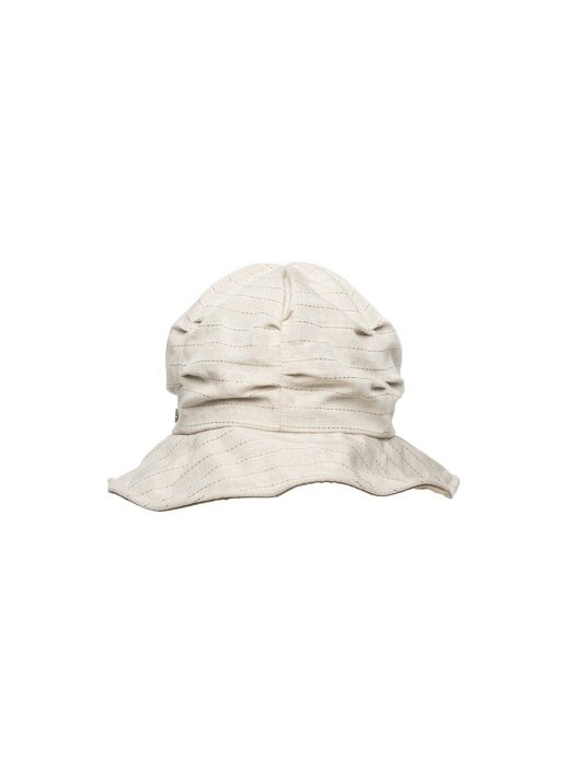 Wrinkled volume hat