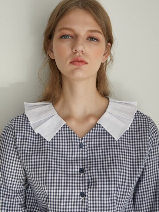 monts770 pleats collar check blouse (navy)