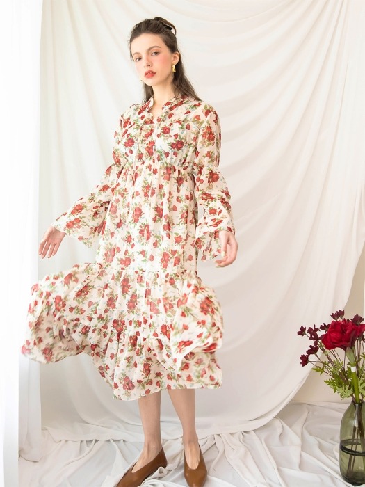 Waltz Shirring Bending Long Dress Ivory