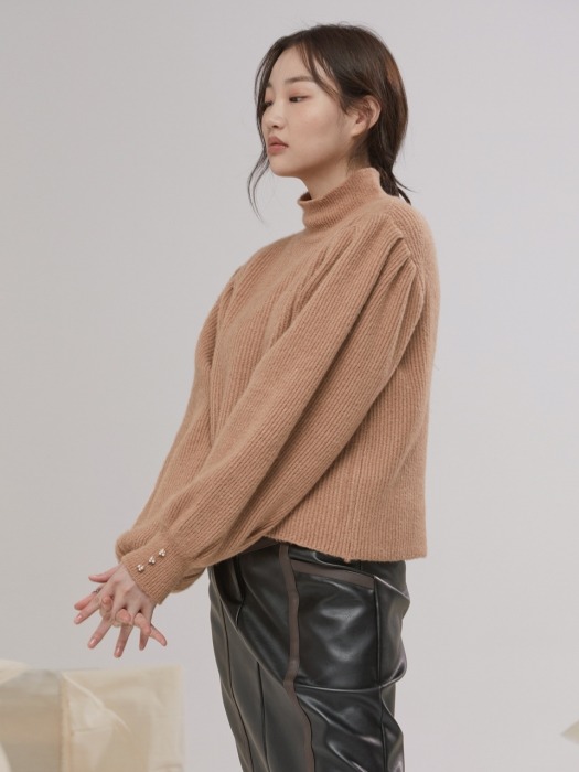 PEARL DECO PUFF SLEEVE KNIT CAMEL