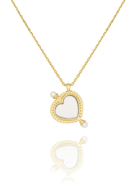 Amour necklace