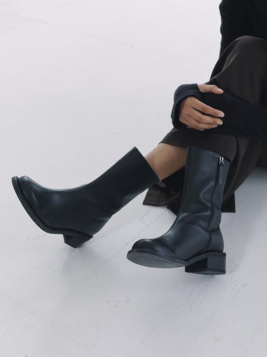 Bold Line Ankle Boots Black
