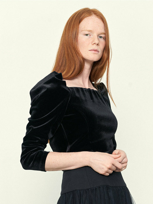 BELLA BLACK VELVET SQUARE NECK BLOUSE