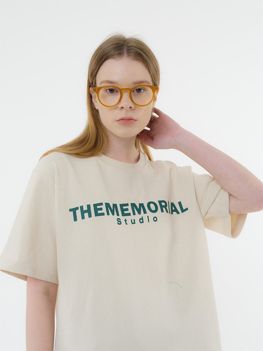 (UNISEX) Memorial Studio T-shirt 티셔츠 (베이지)