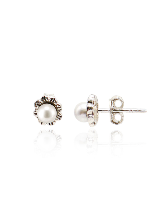 Fresh-water-pearl Flower Silver Earring Ie283 [Silver]