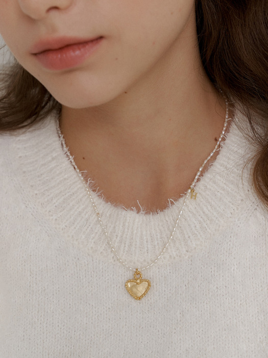 [단독]loving pearl initial necklace (Silver 925)