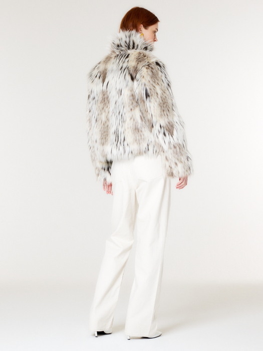 LOEPARD ECO-FUR SHORT COAT(WHITE)