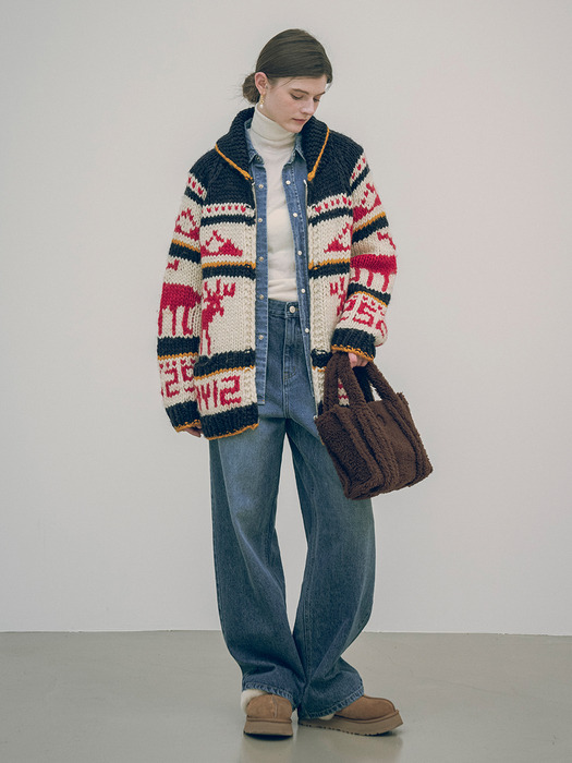 SIOT4057 cowichan handmade sweater_Navy