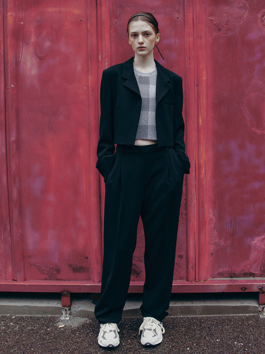 [Drama Signature] Cropped Tailored Blazer + Straight Trousers SET