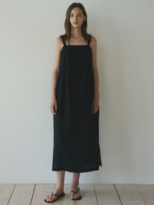 Bernet Sleeveless Dress (Black)