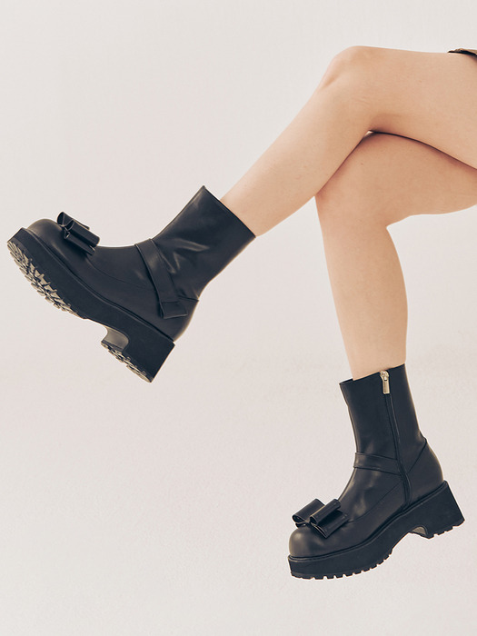 Bizu Ribbon Ankle Boots - Pale Black