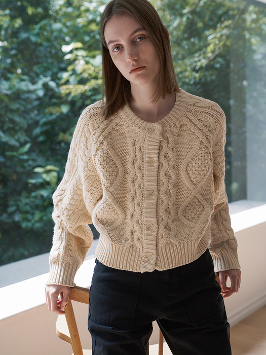 Cable Knit cardigan - Beige