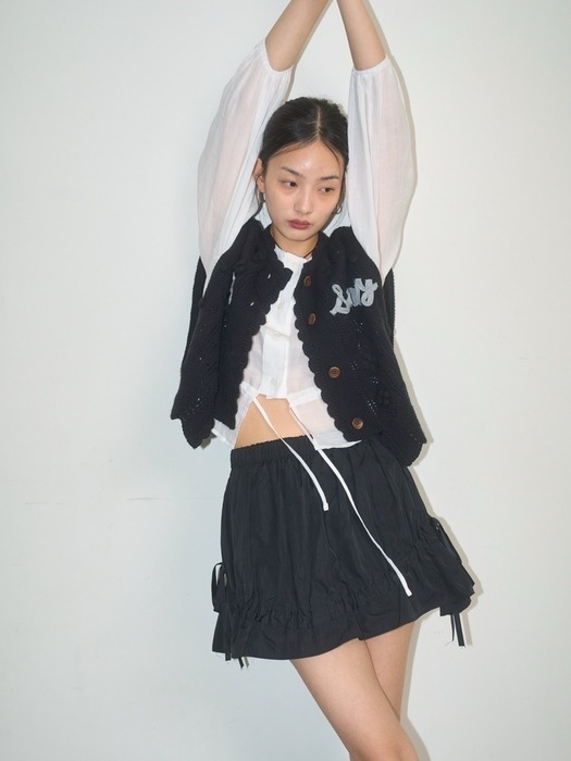 Frilly Mini Skirt / Black