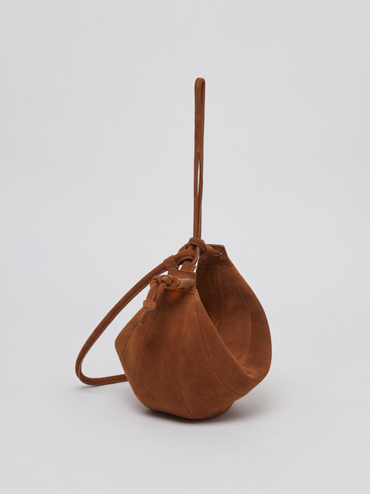 [단독] Fling bag(Suede caramel)