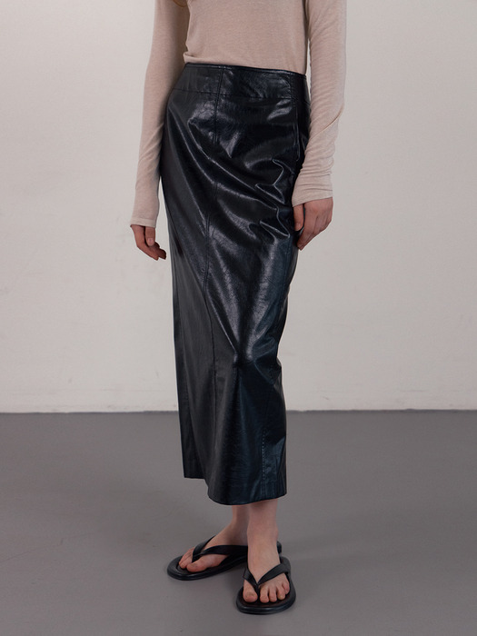 VEGAN LEATHER LONG SKIRT_BLACK