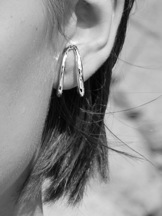 U bone cuff earring