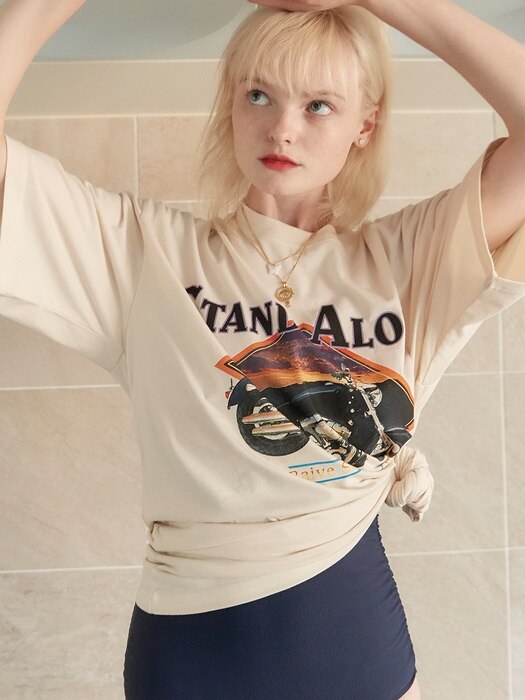 Motorcycle Print Big Tee in Cream_VW0ME1570