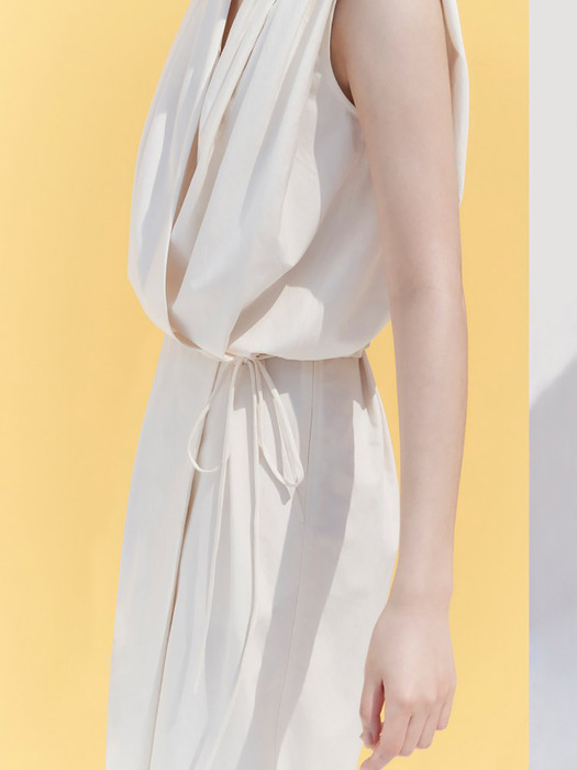 Highwaist Pin Tuck Wrap Skirt - White (KE0627M030)