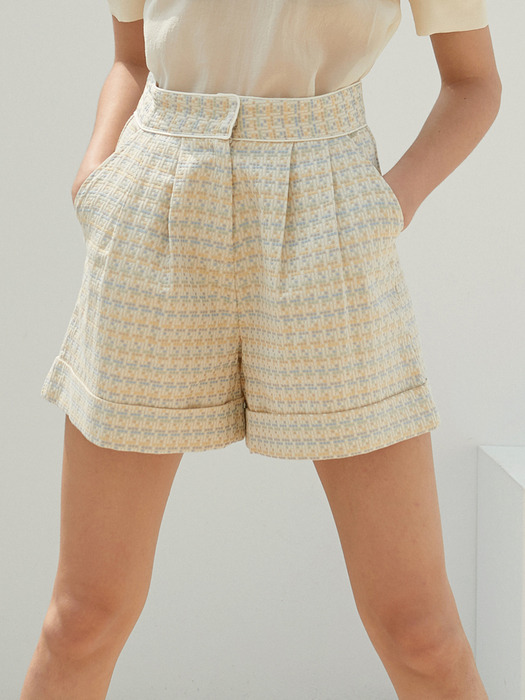 AMR1086 pintuck shorts (yellow)