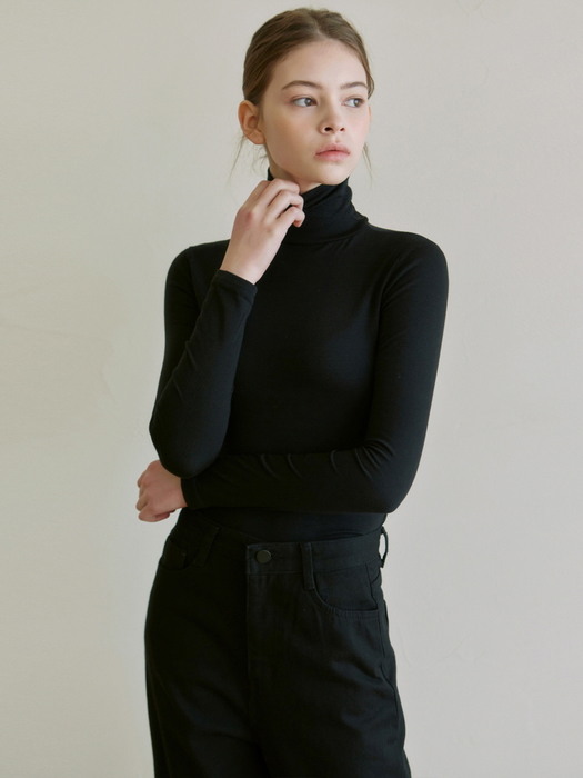 NAPPING TURTLENECK TOP_BLACK