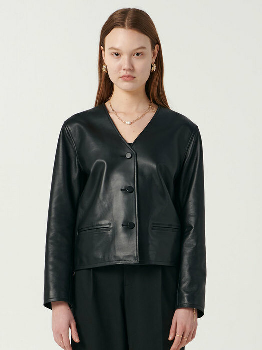 LAMBSKIN V NECK CROP JACKET (BLACK)