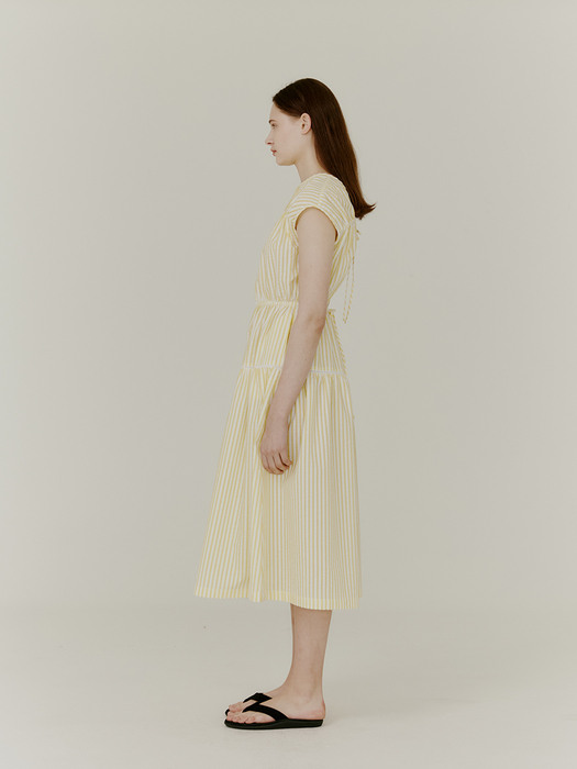  De Cut-out Dress - Lemon Seersucker