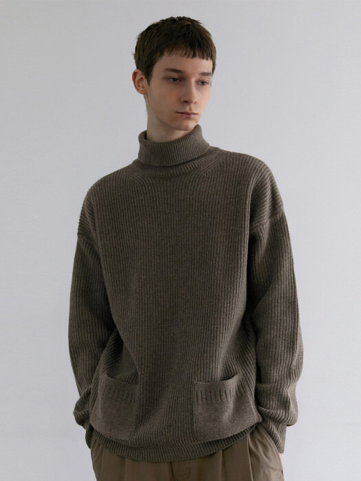 Ample Cashmere Turtleneck Pullover (Dovetail)