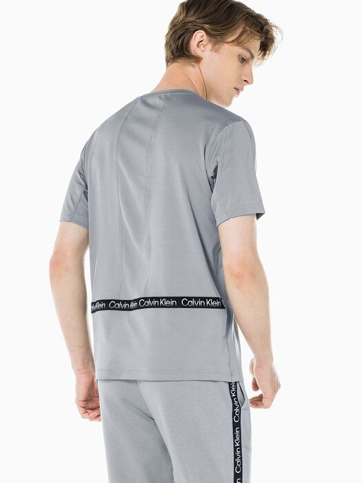 남성 액티브 아이콘 매쉬 패널 티셔츠_4MS2K113020