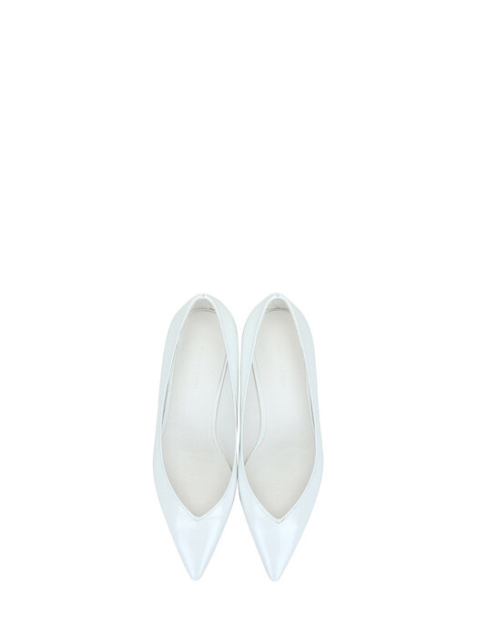  Stiletto Flat Shoes (White)