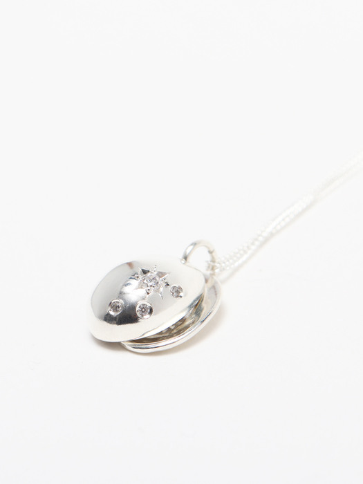 lucky egg necklace(cubic)