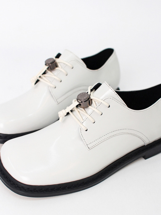 Zunnie straps derbyshoes_white
