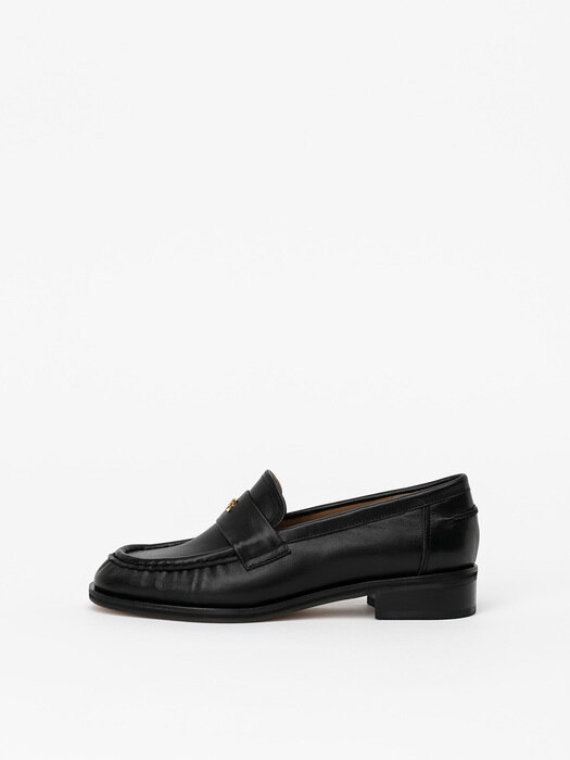 CL Soft Loafers in Black
