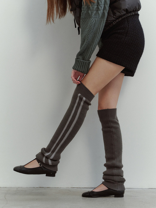 LONG KNIT LINE LEG WARMERS_TT3W709CH