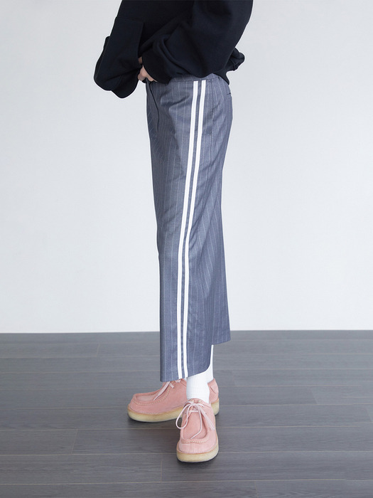 Two-line long skirt - gray